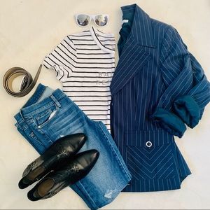 EUC Cabi pin stripe navy blue jacket